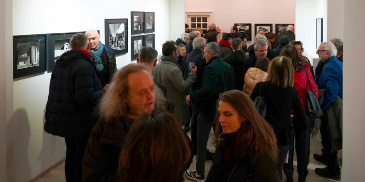 Grande successo per la mostra “Uomini e no” al quartiere Coppedè