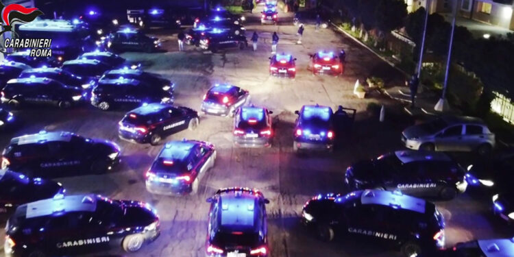 Maxi operazione antidroga a Roma