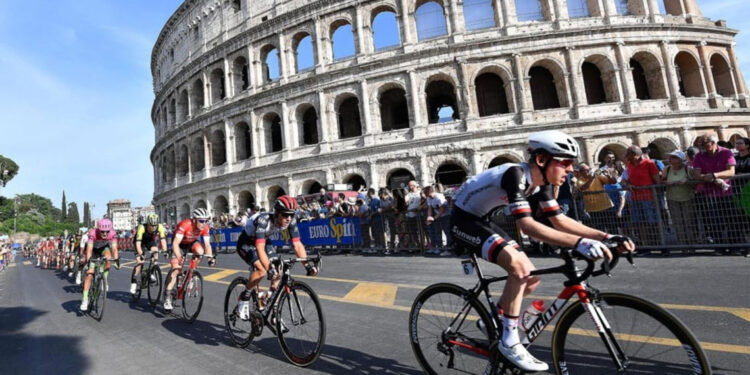 Giro d’Italia a Roma, strade chiuse e bus deviati