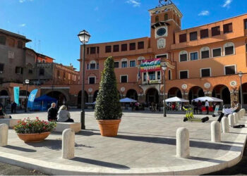 Roma: Cento Pittori Via Margutta per la prima volta a Piazza Sempione