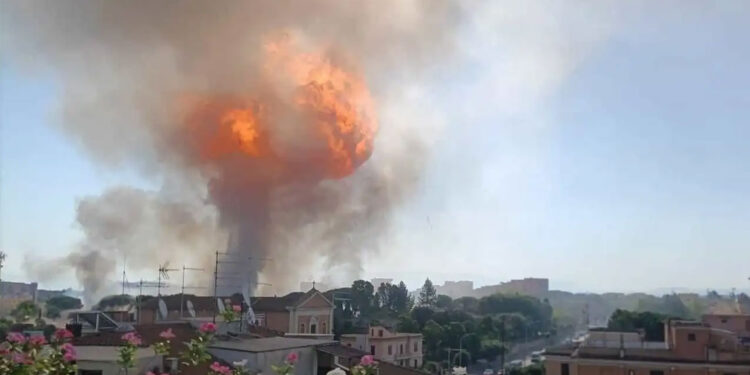 Violenta esplosione a Roma, 21 i feriti