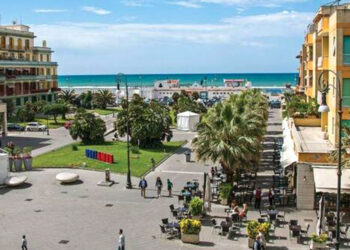 Insieme: il dialogo dell’arte sul Lungomare di Ostia