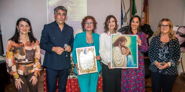 Claudia Koll protagonista di una serata tra arte, spiritualità e impegno sociale